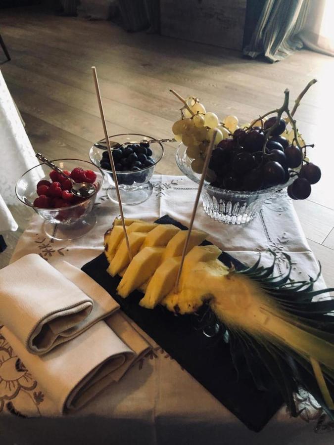 Suite Villa Aurelj Barolo Bagian luar foto