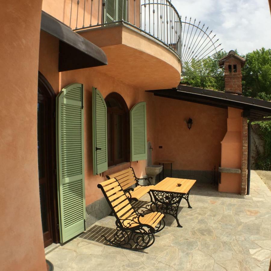 Suite Villa Aurelj Barolo Bagian luar foto